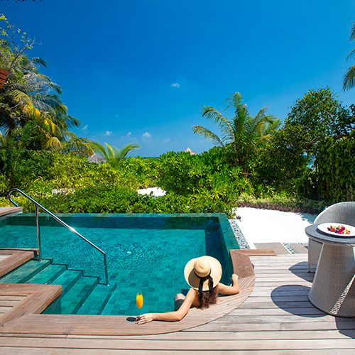GIFT BLISS THIS MOTHER’S DAY AT BAROS MALDIVES