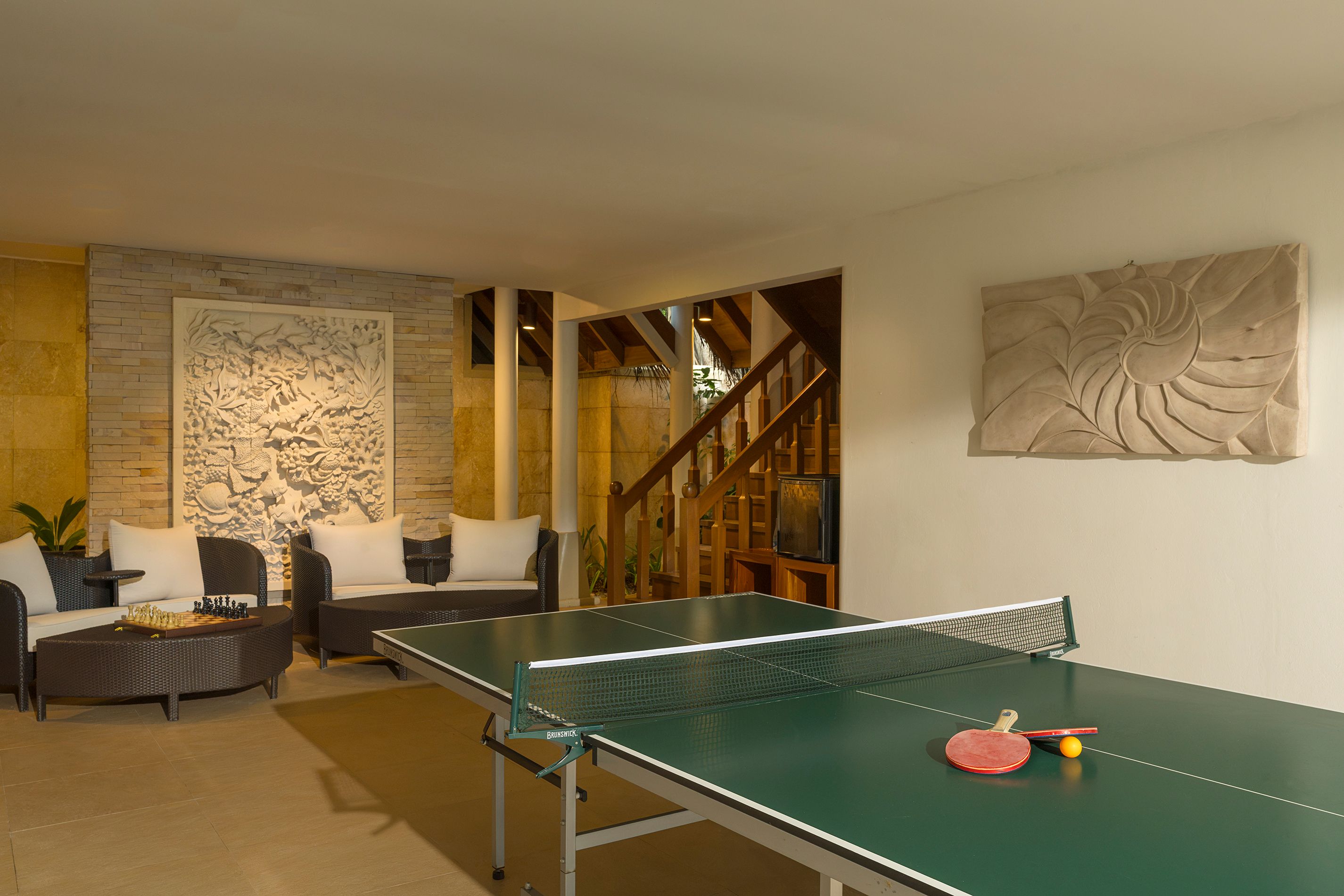 Baros games lounge