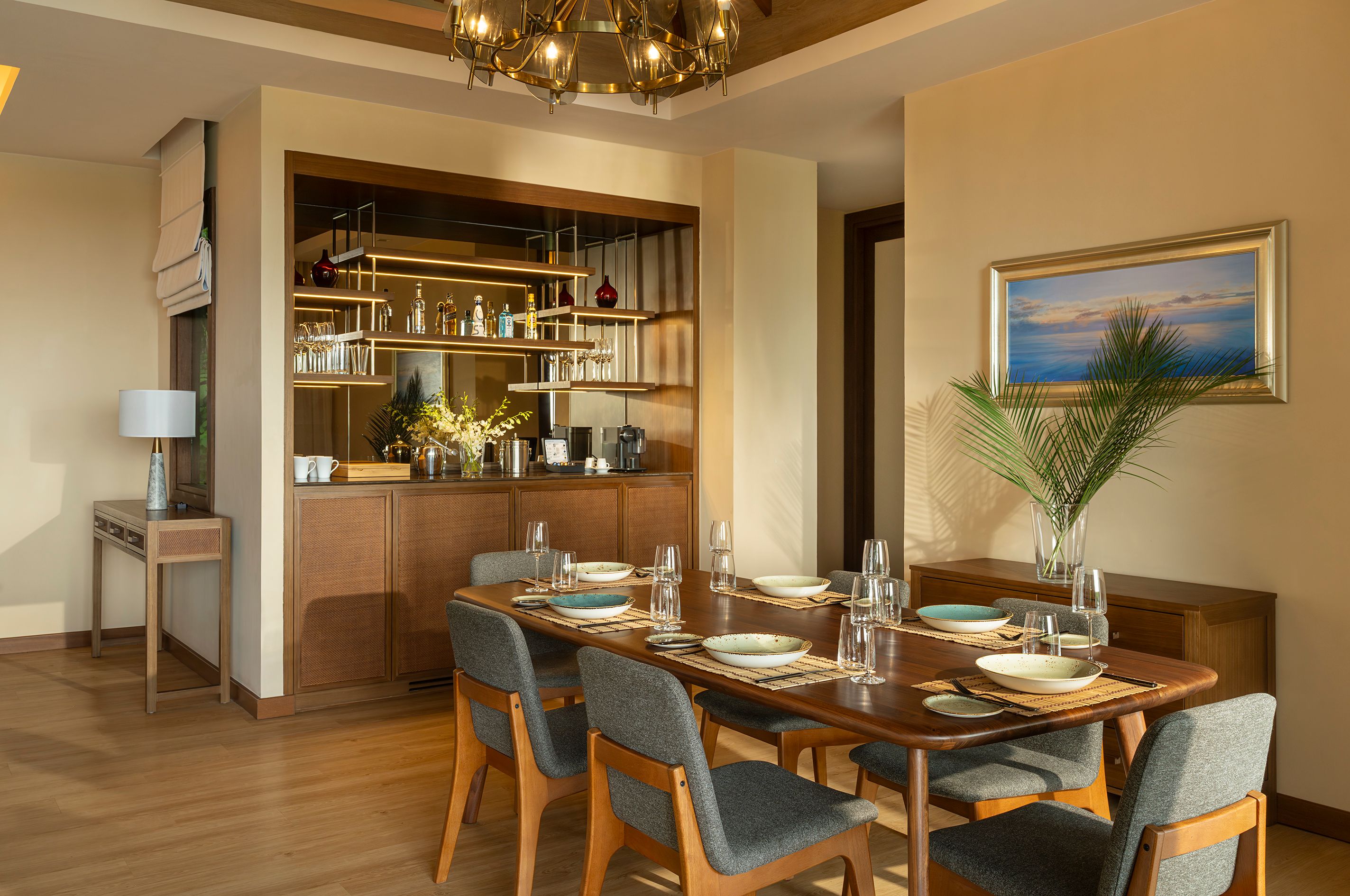 Baros two bedroom retreat dining area