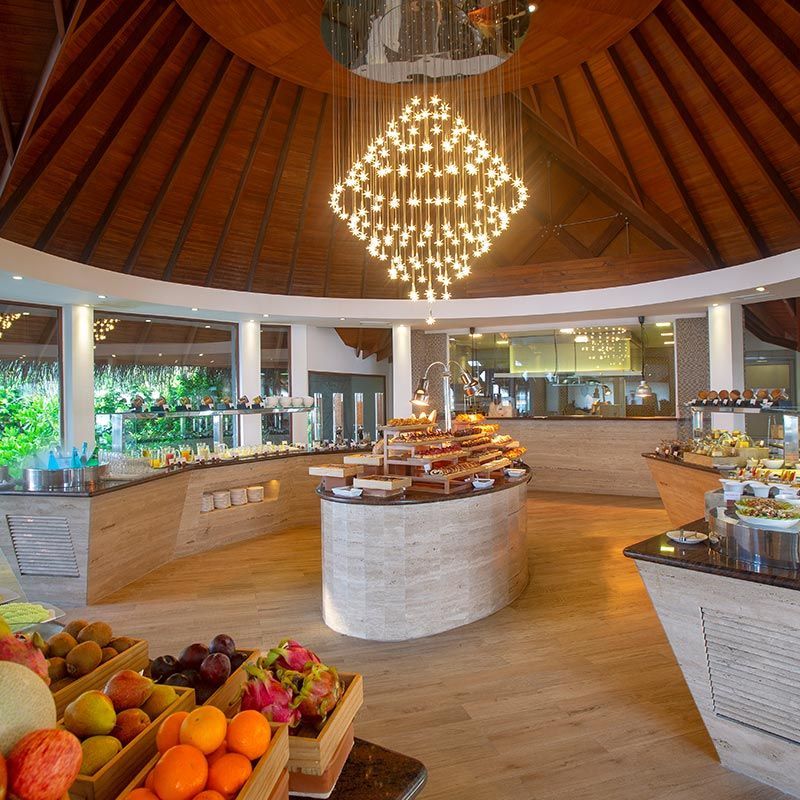 The buffet and chandelier of Lime Restaurant